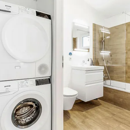 Sonnenschein By Interhome Lembruch